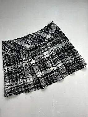 Black graphic print low rise y2k 90s vintage mini skirt (M/L)