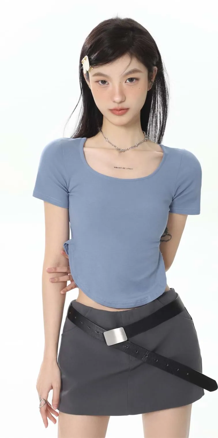 Cropped U-Neck Curve Hem Baby Tee