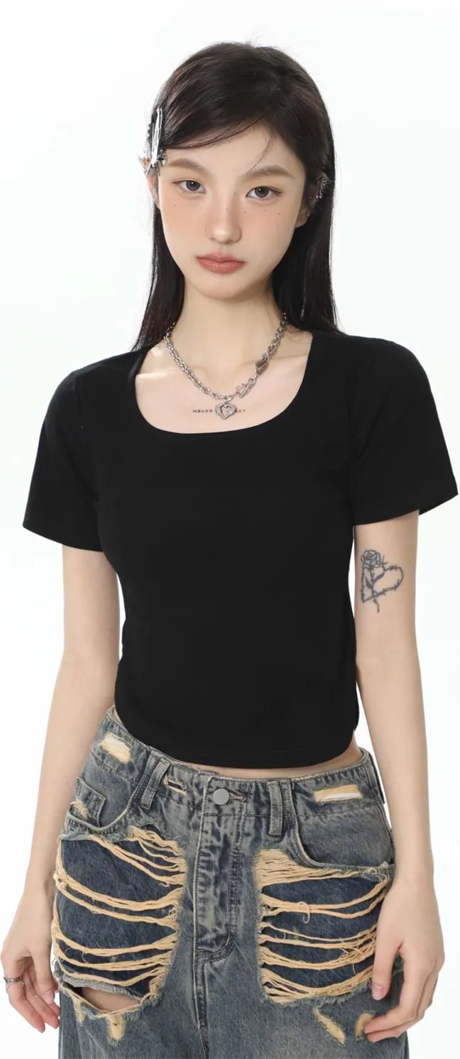 Cropped U-Neck Curve Hem Baby Tee