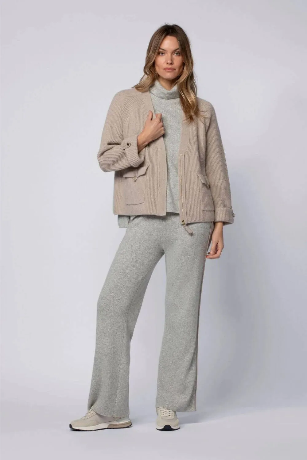 Gisca Long-Sleeve Wool and Cashmere Cardigan in Taupe